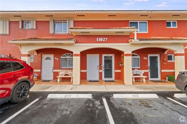 Building Photo - 11027 W Okeechobee Rd Unit 201 Rental