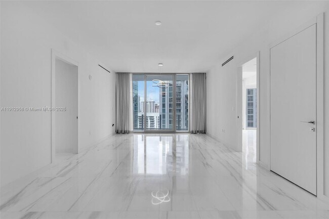 Photo - 300 Biscayne Blvd Way Unit 3009