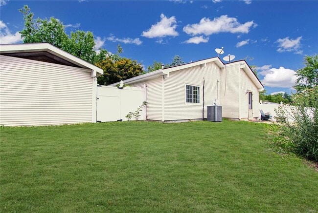 Photo - 591 Britmore Ct