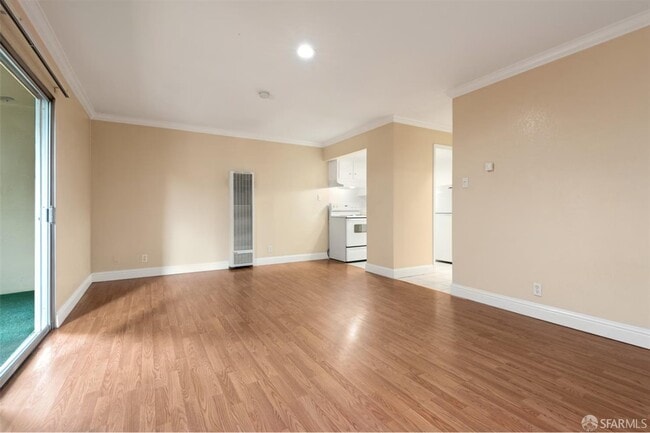 Photo - 1735 Woodland Ave