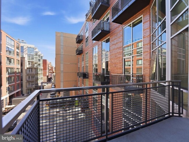 Photo - 1515 15th St NW Unit 401