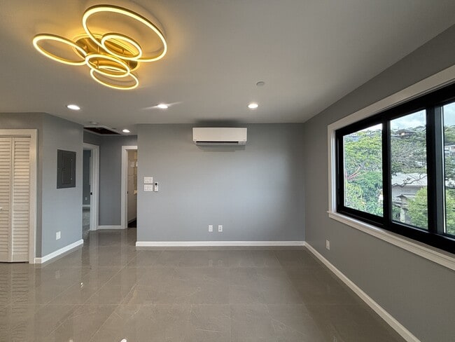 Photo - 4032 Hoku Ave