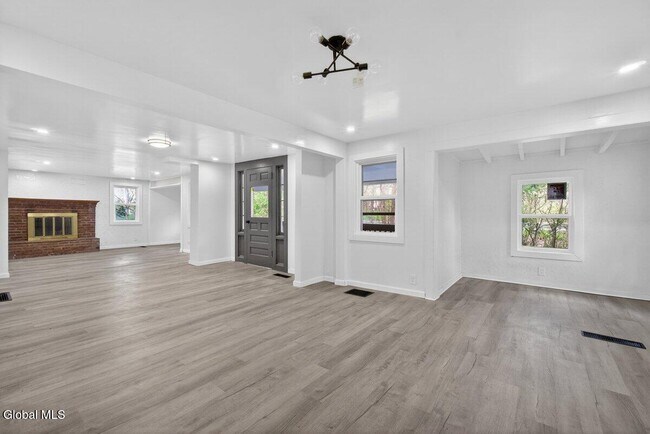 Photo - 1809 Ridge Rd