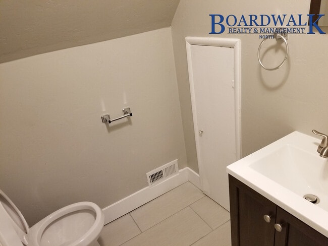 Photo - 2679 Quincy Ave Unidad 3