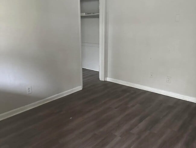 Photo - 112 W 17th St Unit 1