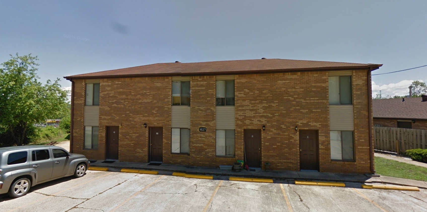 Photo - Mountian Manor Apartments