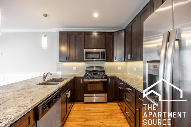 Photo - 4017 N Monticello Ave Condo Unit 2
