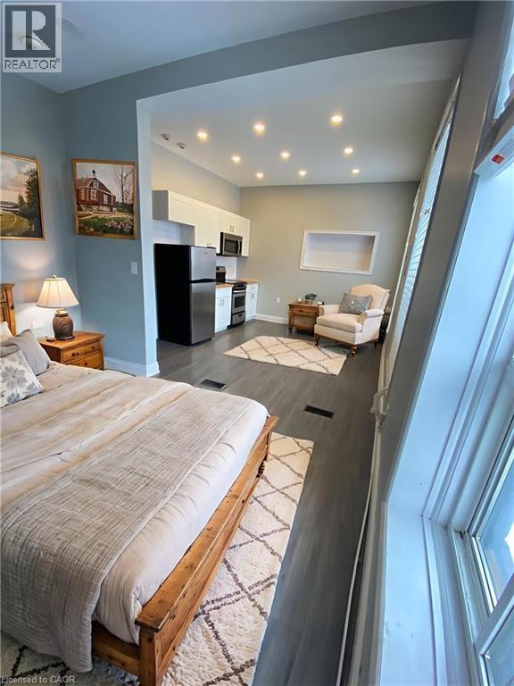 Photo - 70 Victoria Ave S Unité 4