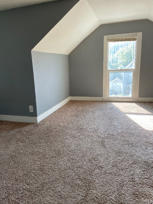 Photo - 425 Damon St