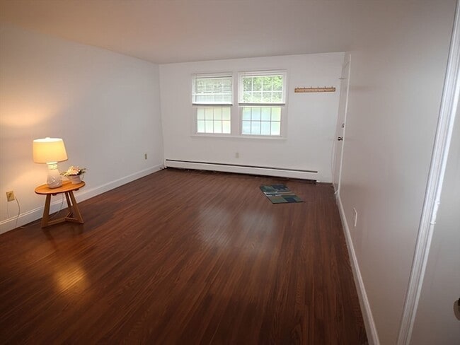 Photo - 180 Tyngsboro Rd Unidad 43