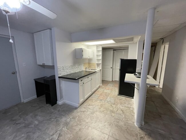 Photo - 4456 Frontier Way Northeast Unidad APT A