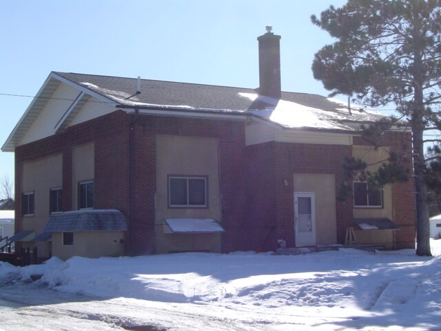 Primary Photo - 22569 Main St