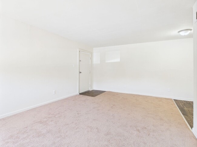 Photo - Edgewood Apartments