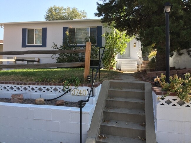 Photo - 3740 S Delaware St Unit A