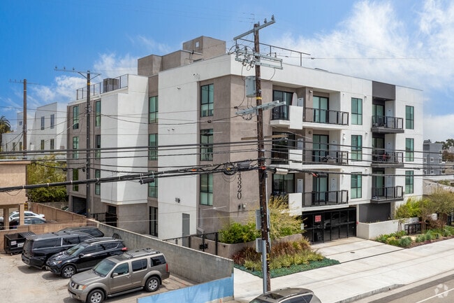 Photo - 4320 Inglewood Blvd