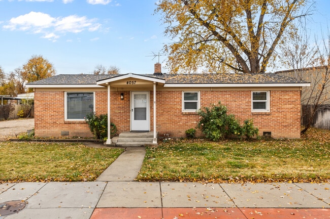 Building Photo - 4057 N Adams St