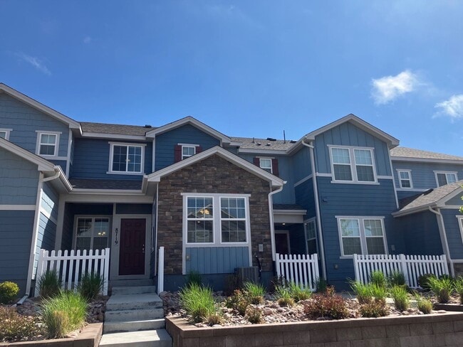 Building Photo - 8719 Shady Ridge Grv