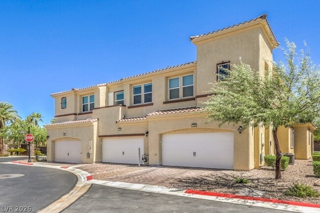 Photo - 1028 Via Corto St