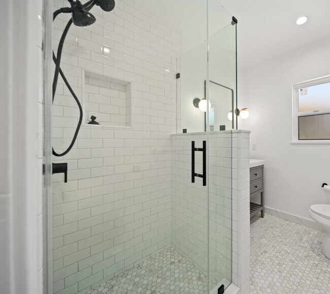 New bathroom - 1304 N Cordova St Unit 1304 Cordova St. Burbank