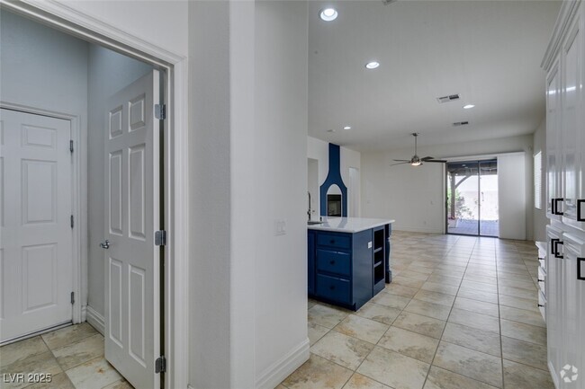 Building Photo - 280 Via Di Citta Dr Rental