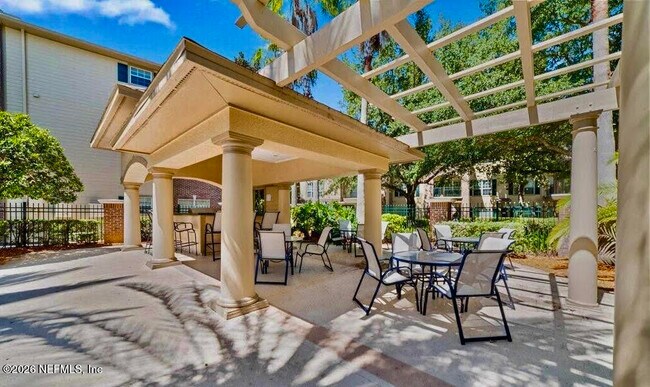 Photo - 7800 Point Meadows Dr Unit 813