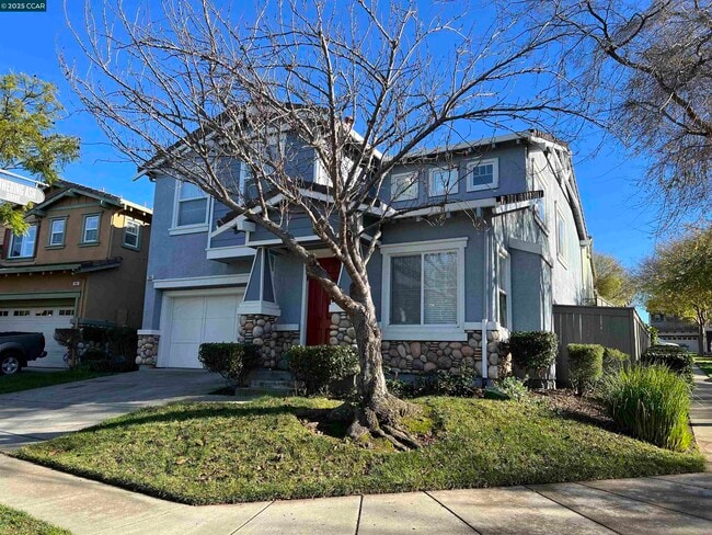 Photo - 100 Copper Beech Glen