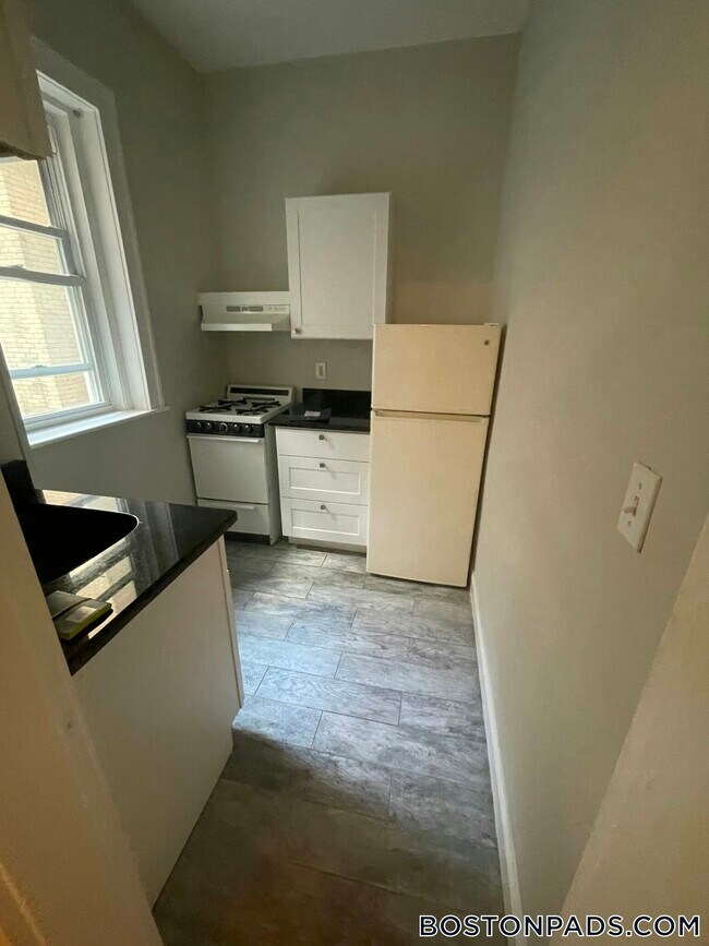 Photo - 1193 Commonwealth Ave Unidad 5