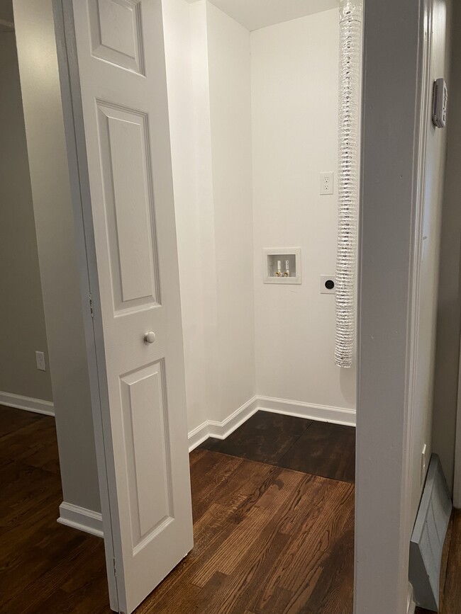 Photo - 209 W Church St