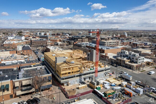 April 2022 - Oak 140