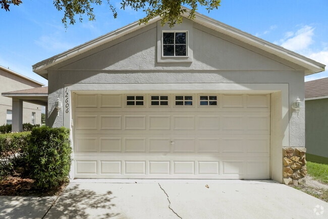 Building Photo - 12606 Montford Ln Rental