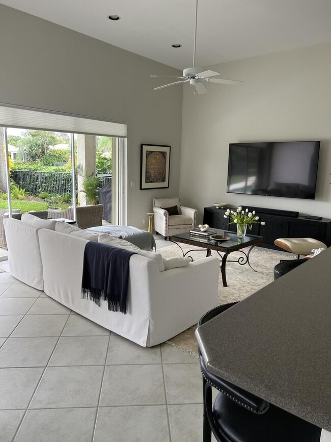 Photo - 17 Bermuda Lake Dr