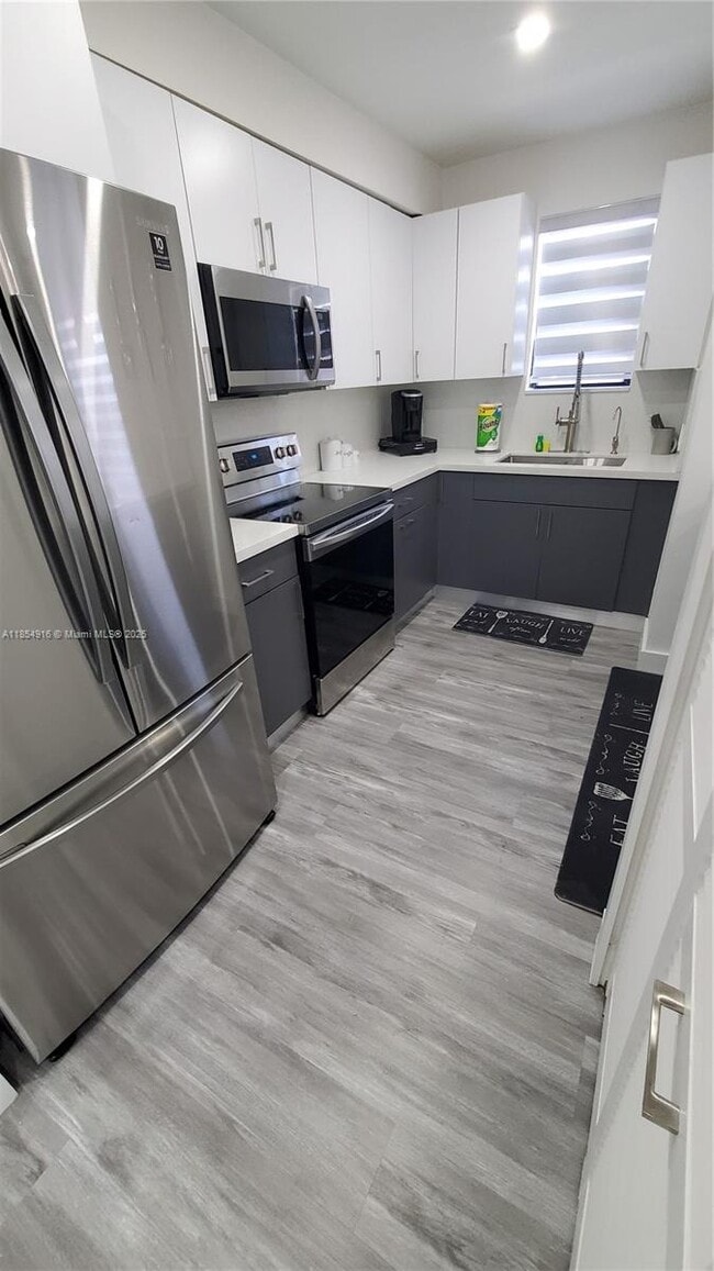 Photo - 3021 SW 27th Ln Unit 2