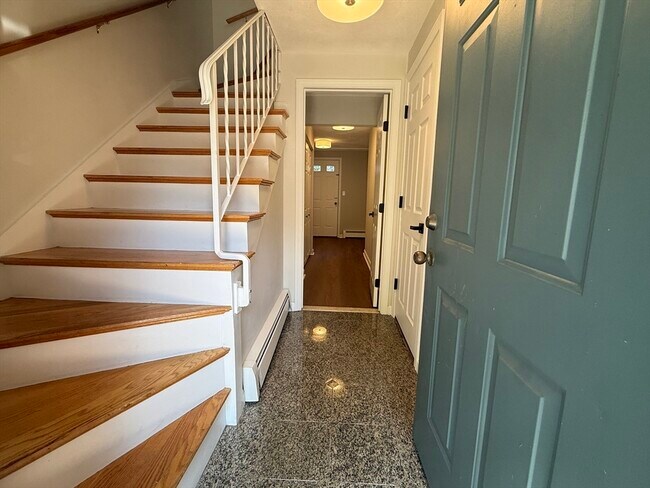 Photo - 174 Adams St