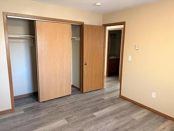 Sunrise Valley Trails Apartments