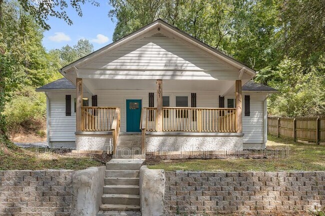 Building Photo - 501 Reads Lake Rd Rental