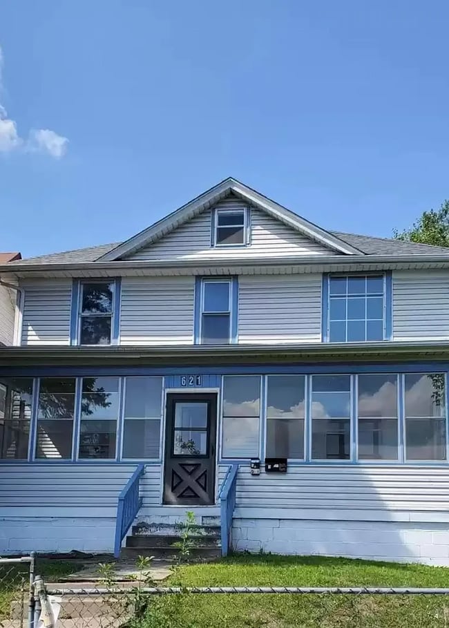 Building Photo - 621 N Morgan Ave Rental