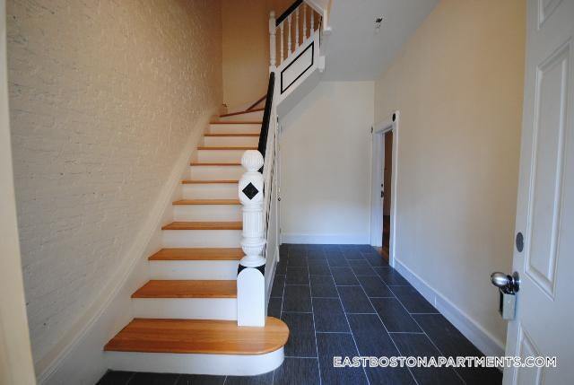 Photo - 342 Meridian St Unit 2