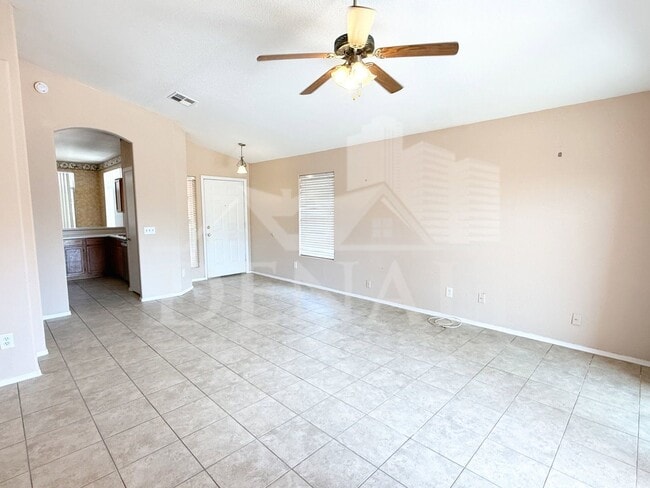Photo - 5061 W Glenview Pl