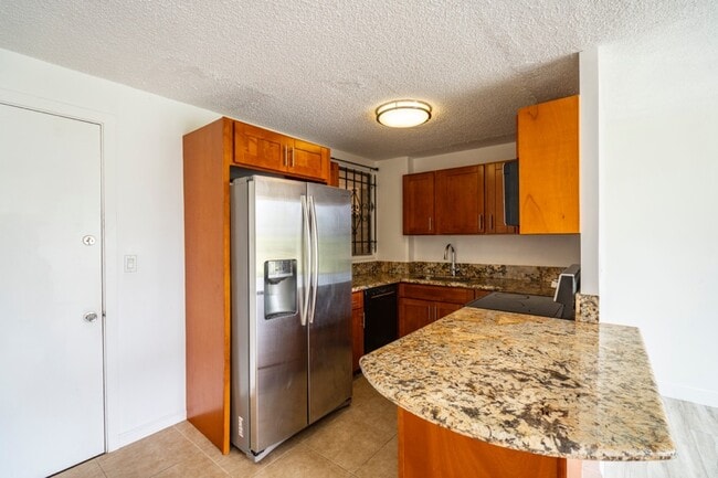 Photo - 2355 Ala Wai Blvd