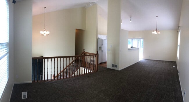 Photo - Great Home For Rent in Bellevue!