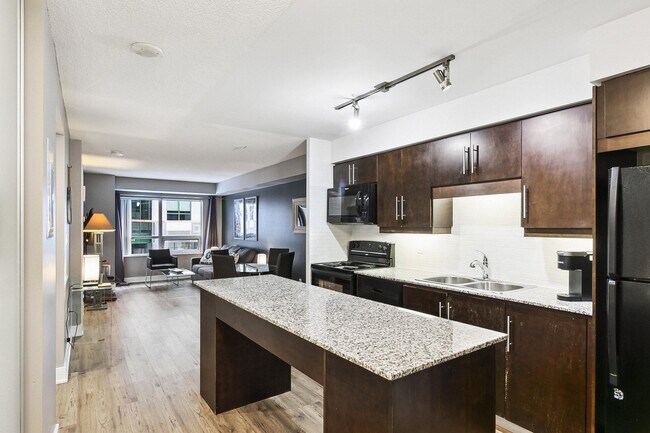 20 Blue Jays Way Unit SI FL1-ID1030921P