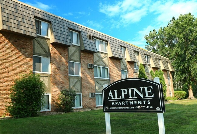 Alpine Apartments - Alpine Apartments