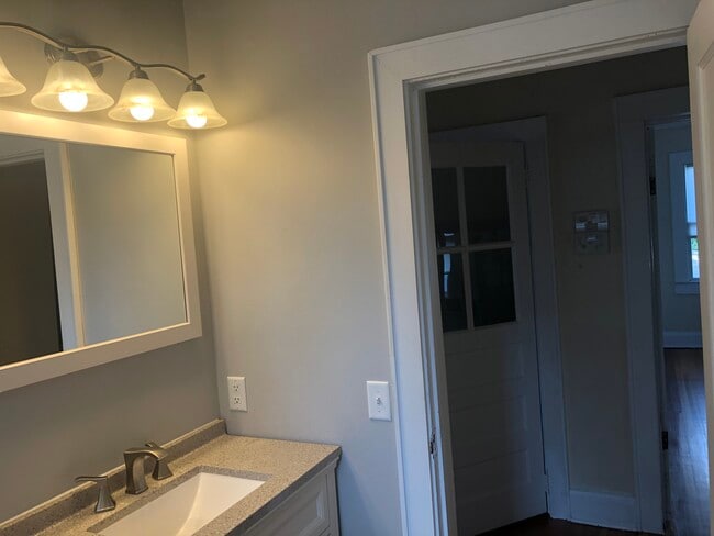 Photo - 2101 Park Ave Unidad 2