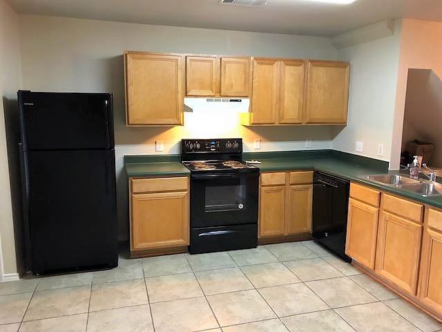 Building Photo - 10617 Garbacz Dr Rental