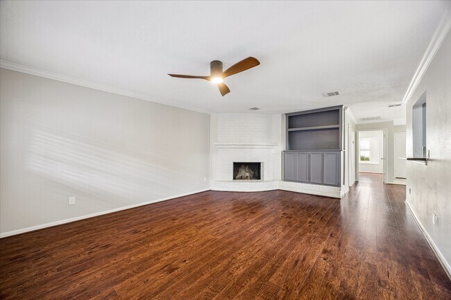 Photo - 727 Bunker Hill Rd Unit 12