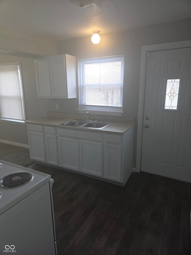 Photo - 3602 N Layman Ave