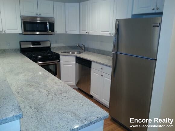 Photo - 324 St Paul St Unit 6