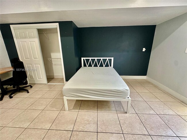Photo - 16025 SW 53rd Terrace Unit Efficiency