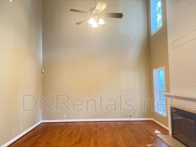 Photo - 2265 Winthrope Way Dr