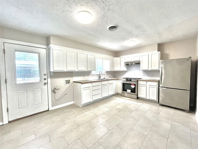 Photo - 2614 Denison St Unit 26
